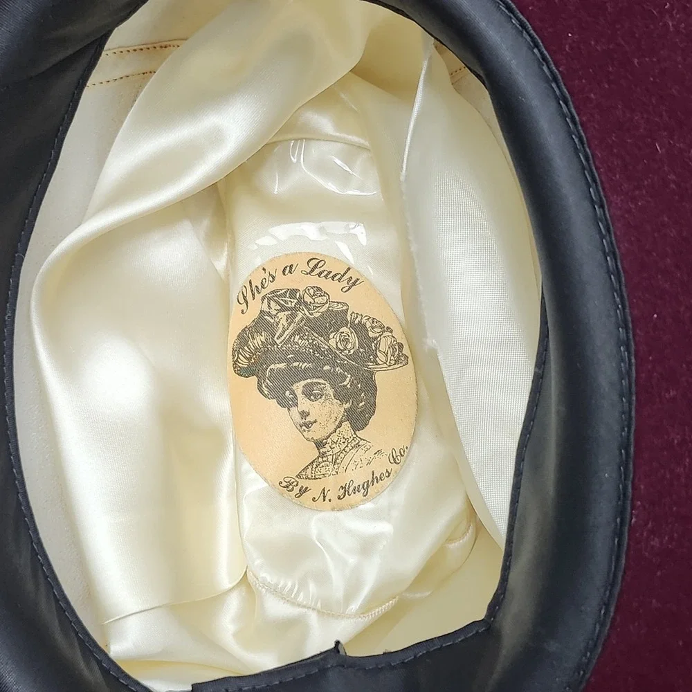 Vintage She's a Lady Burgundy Velveteen Western Cowboy Hat‎ Wide Brim N. Hughes